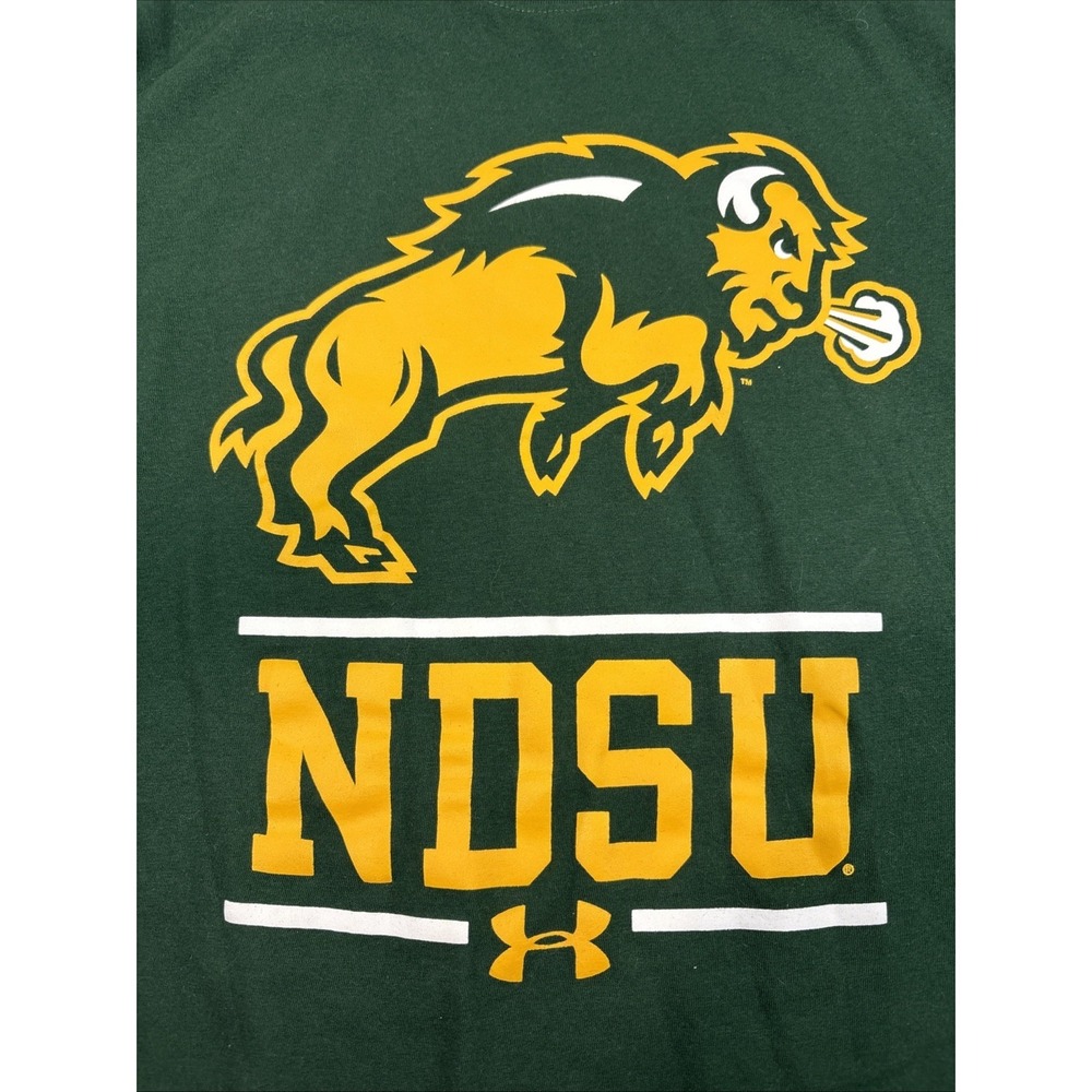Under Armour T-shirt Small NDSU Bison‎ Green Loose Heatgear